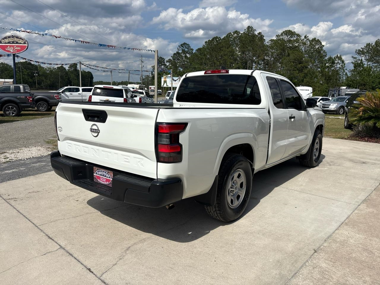Nissan Frontier S King Cab 2WD 2022