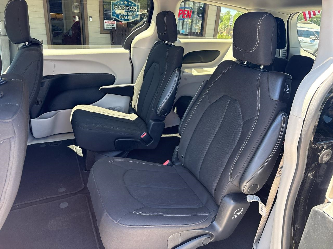 Chrysler Voyager LX 2023