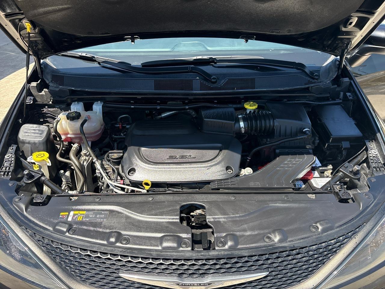 Chrysler Voyager LX 2023