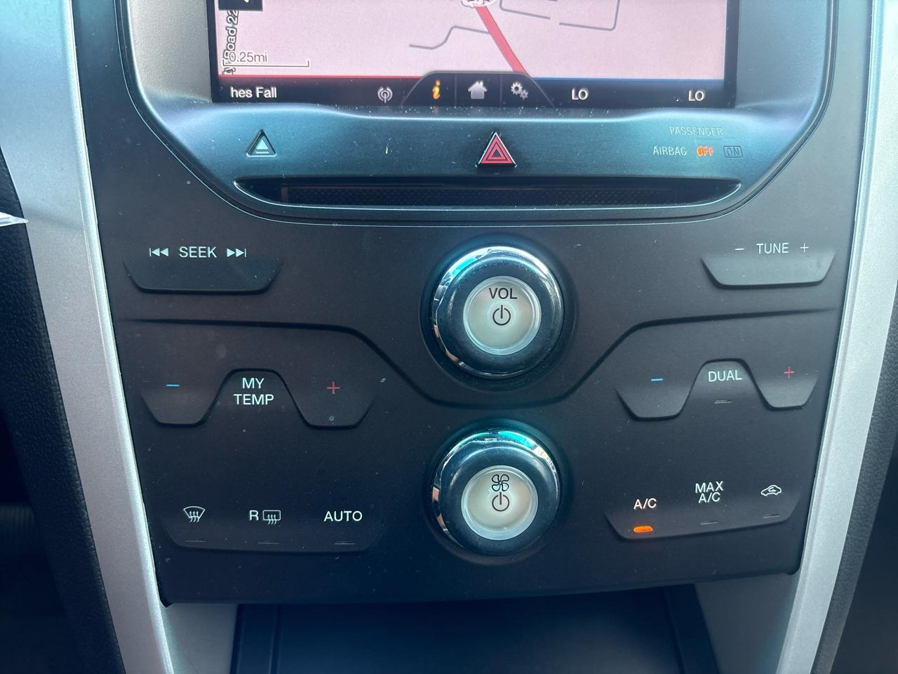 Ford Explorer XLT FWD 2014