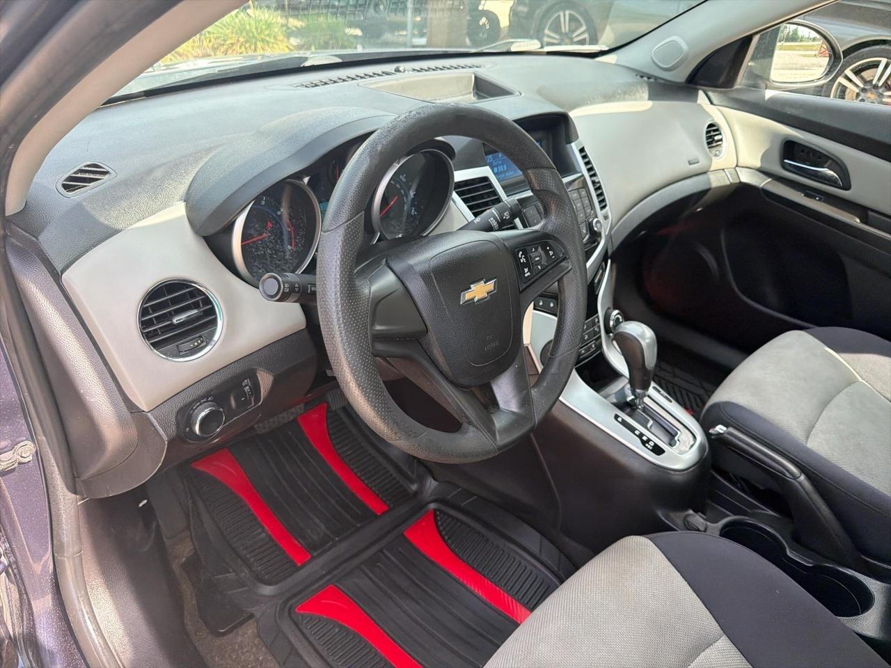 Chevrolet Cruze LS Auto 2014