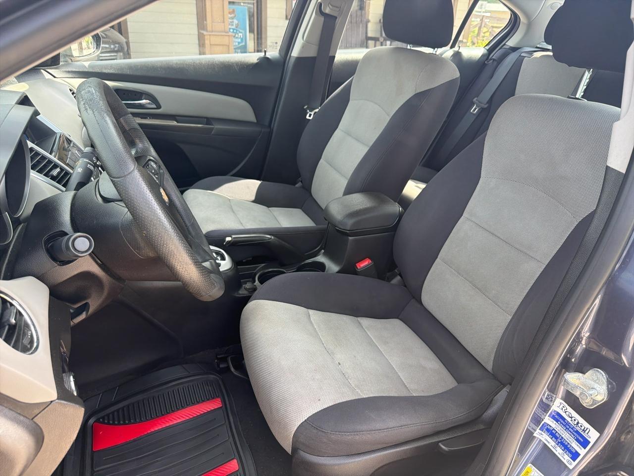 Chevrolet Cruze LS Auto 2014