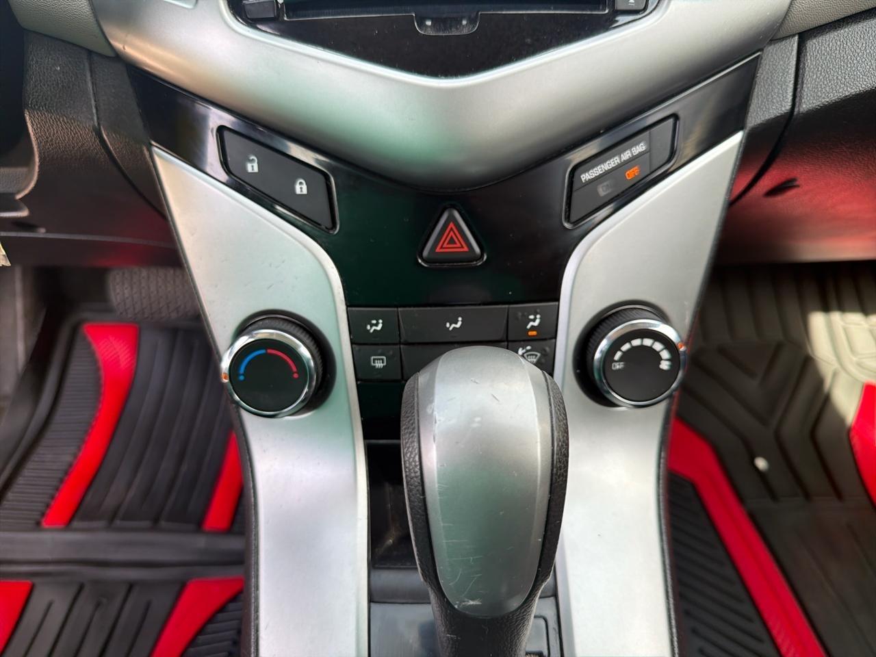 Chevrolet Cruze LS Auto 2014