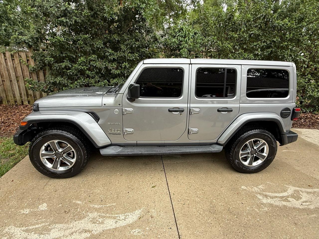 Jeep Wrangler Unlimited Sahara 2019