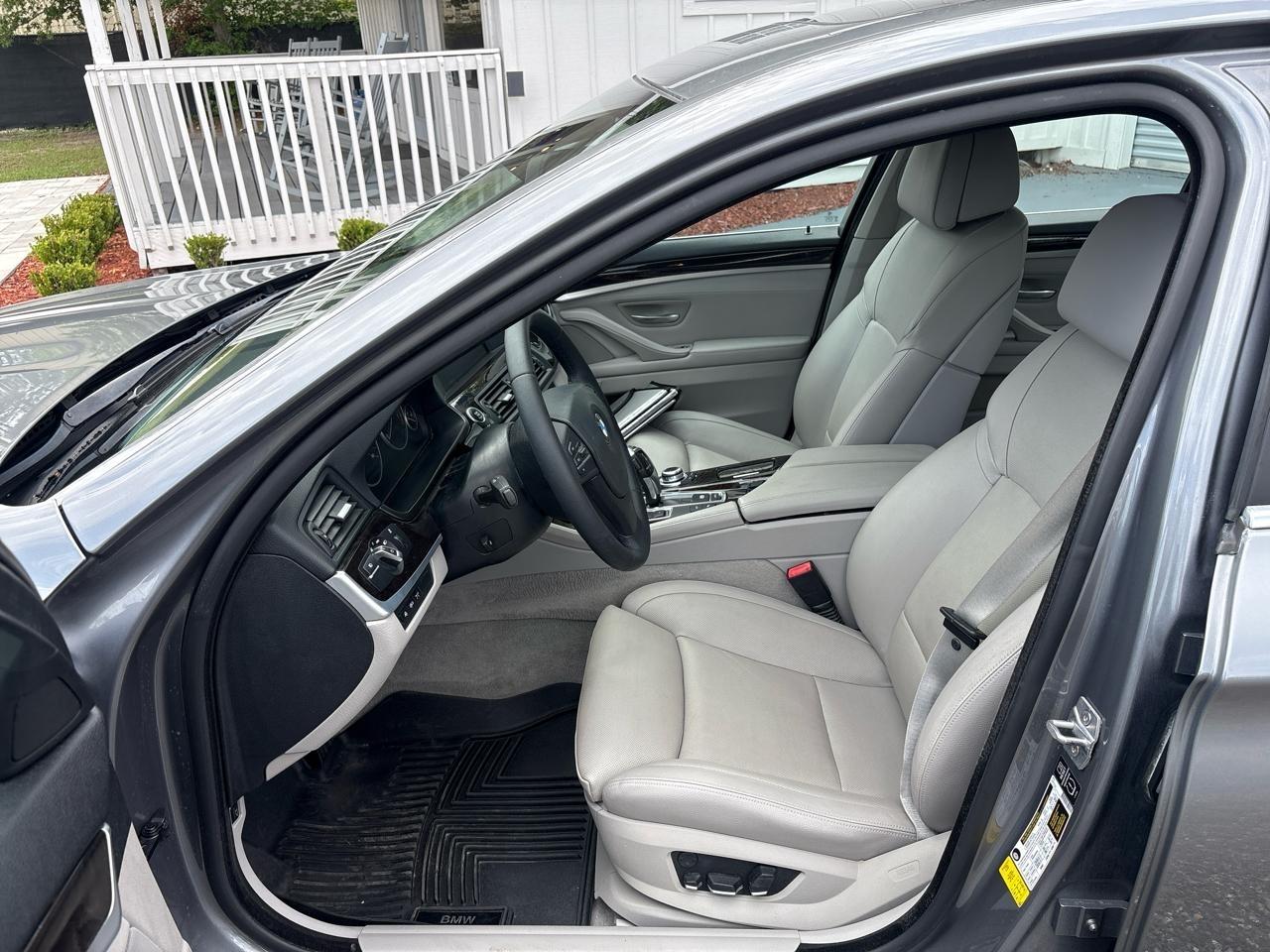 BMW 5-Series 528i 2013