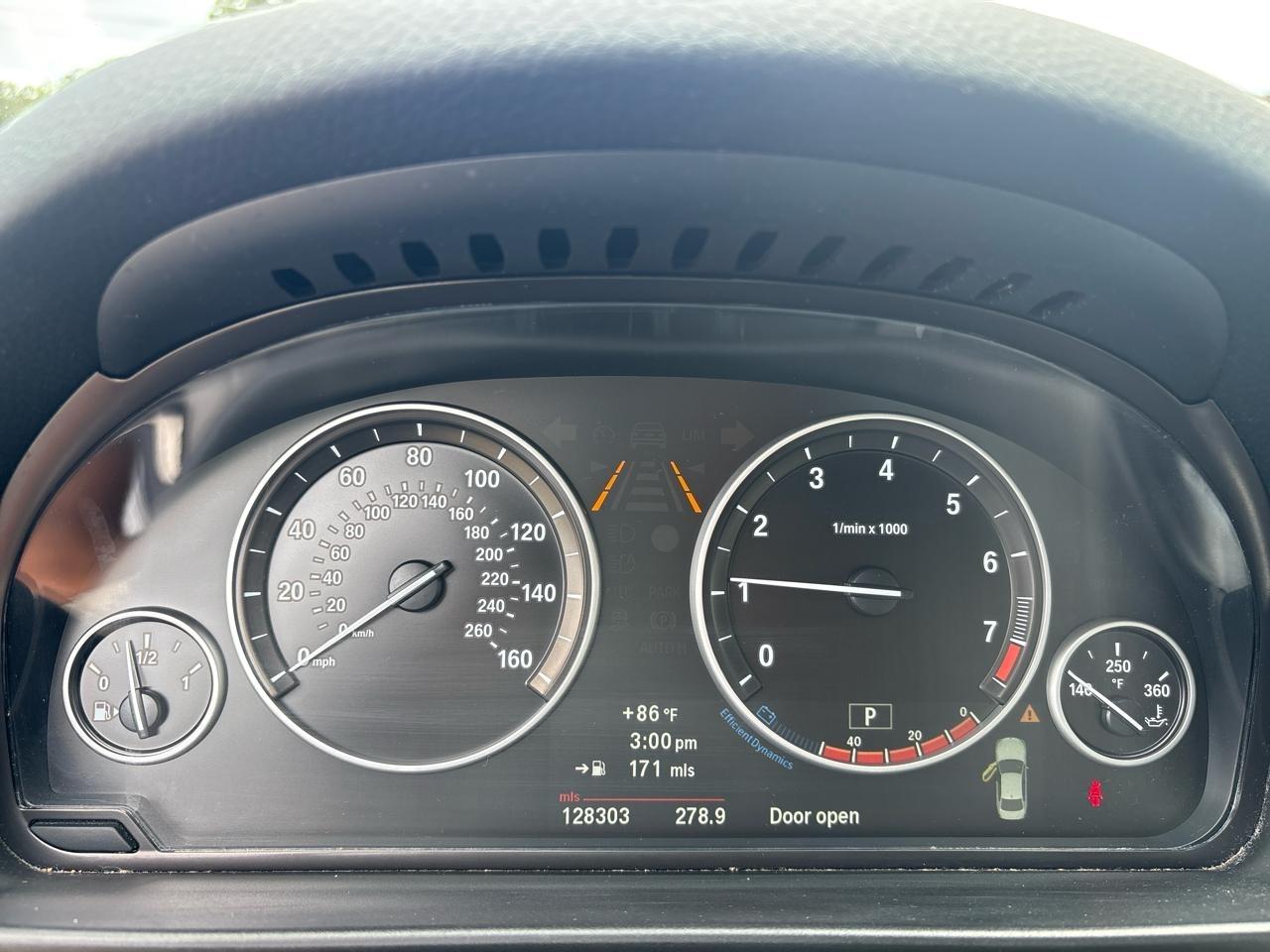 BMW 5-Series 528i 2013