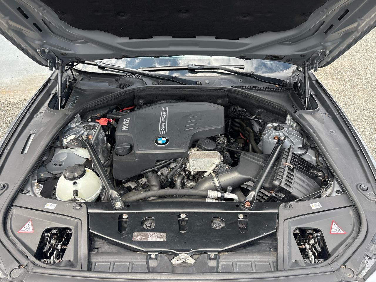 BMW 5-Series 528i 2013