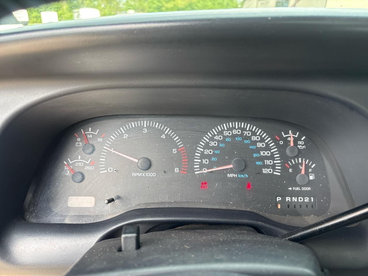 Dodge Ram 1500 Reg. Cab Short Bed 2WD 2001