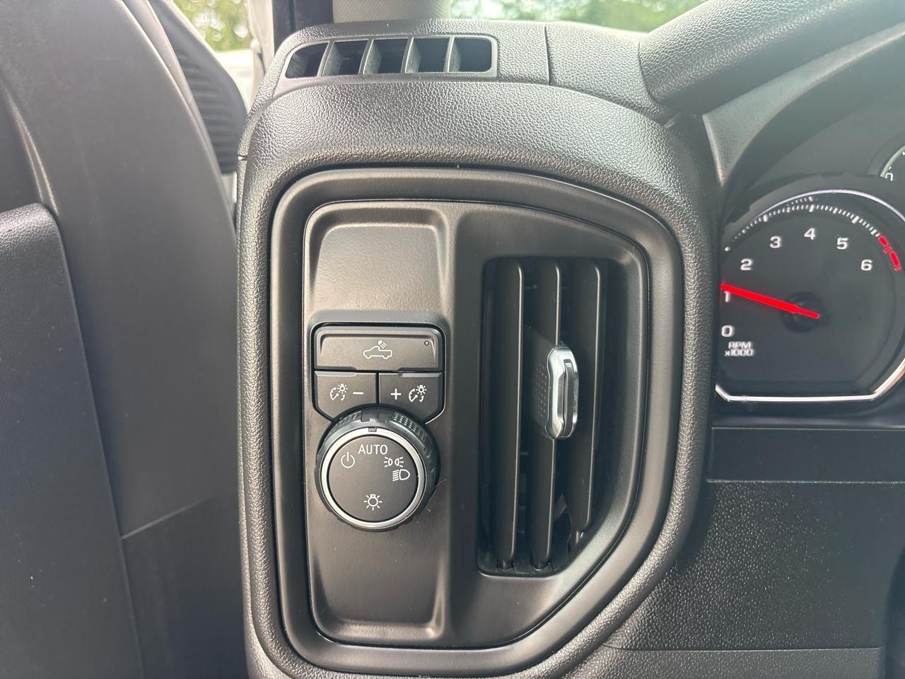Chevrolet Silverado 1500 Work Truck 2WD 2021