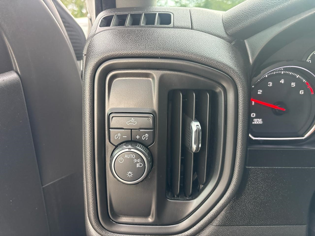 Chevrolet Silverado 1500 Work Truck 2WD 2021