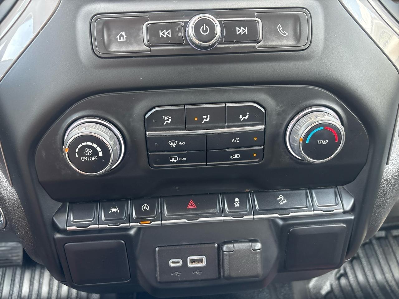Chevrolet Silverado 1500 RST Crew Cab 2WD 2022
