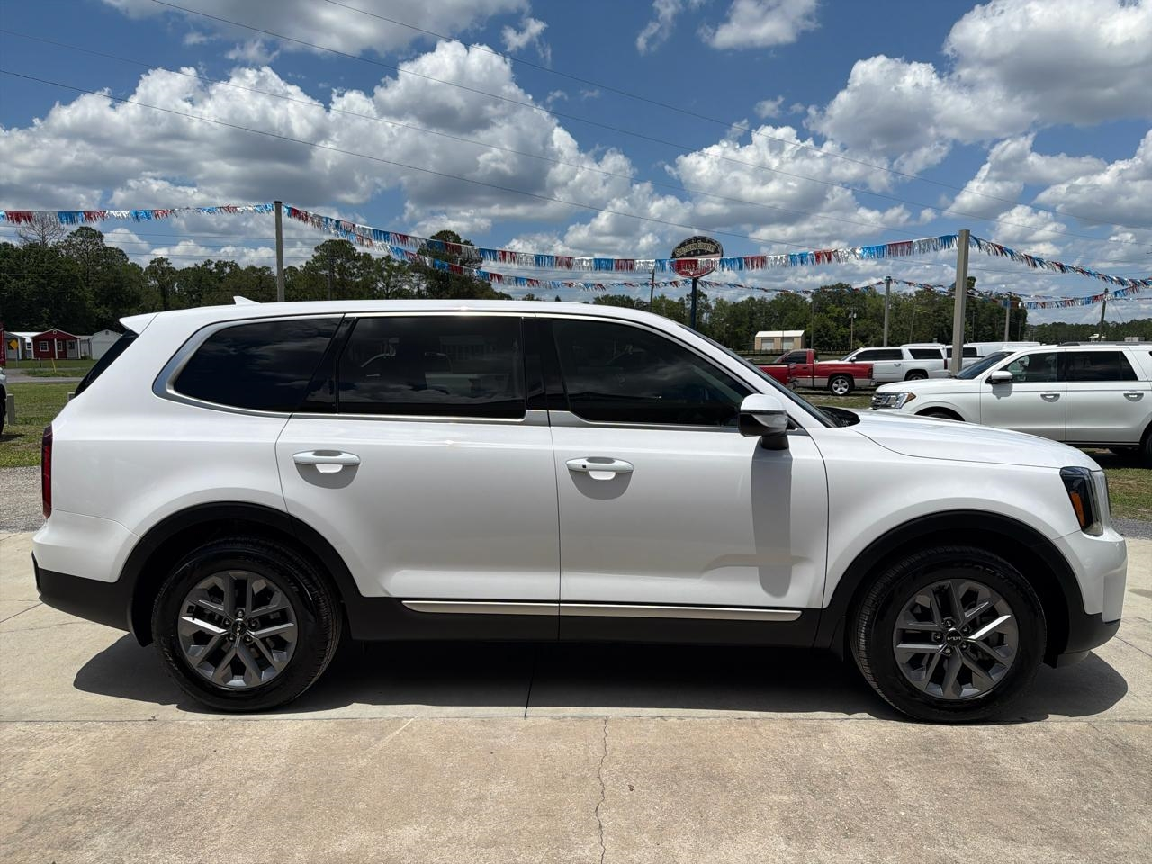 Kia Telluride LX 2025