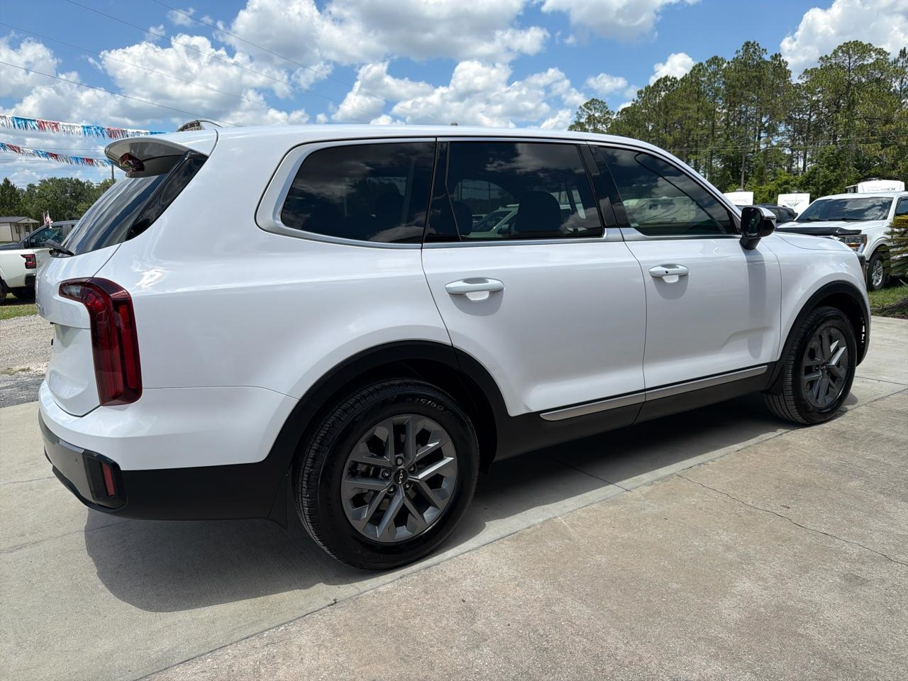 Kia Telluride LX 2025