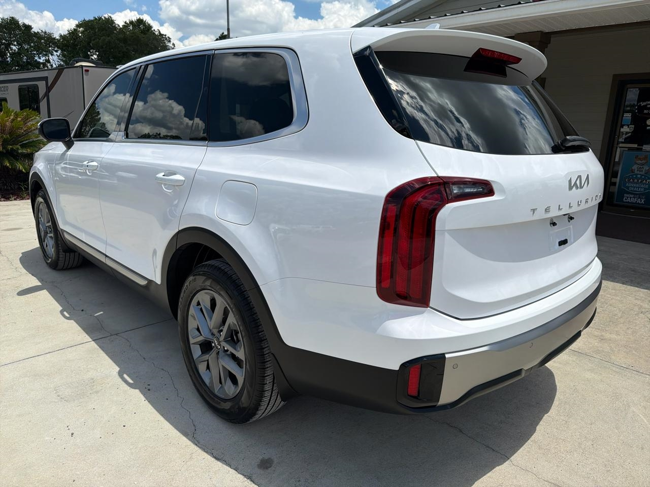 Kia Telluride LX 2025