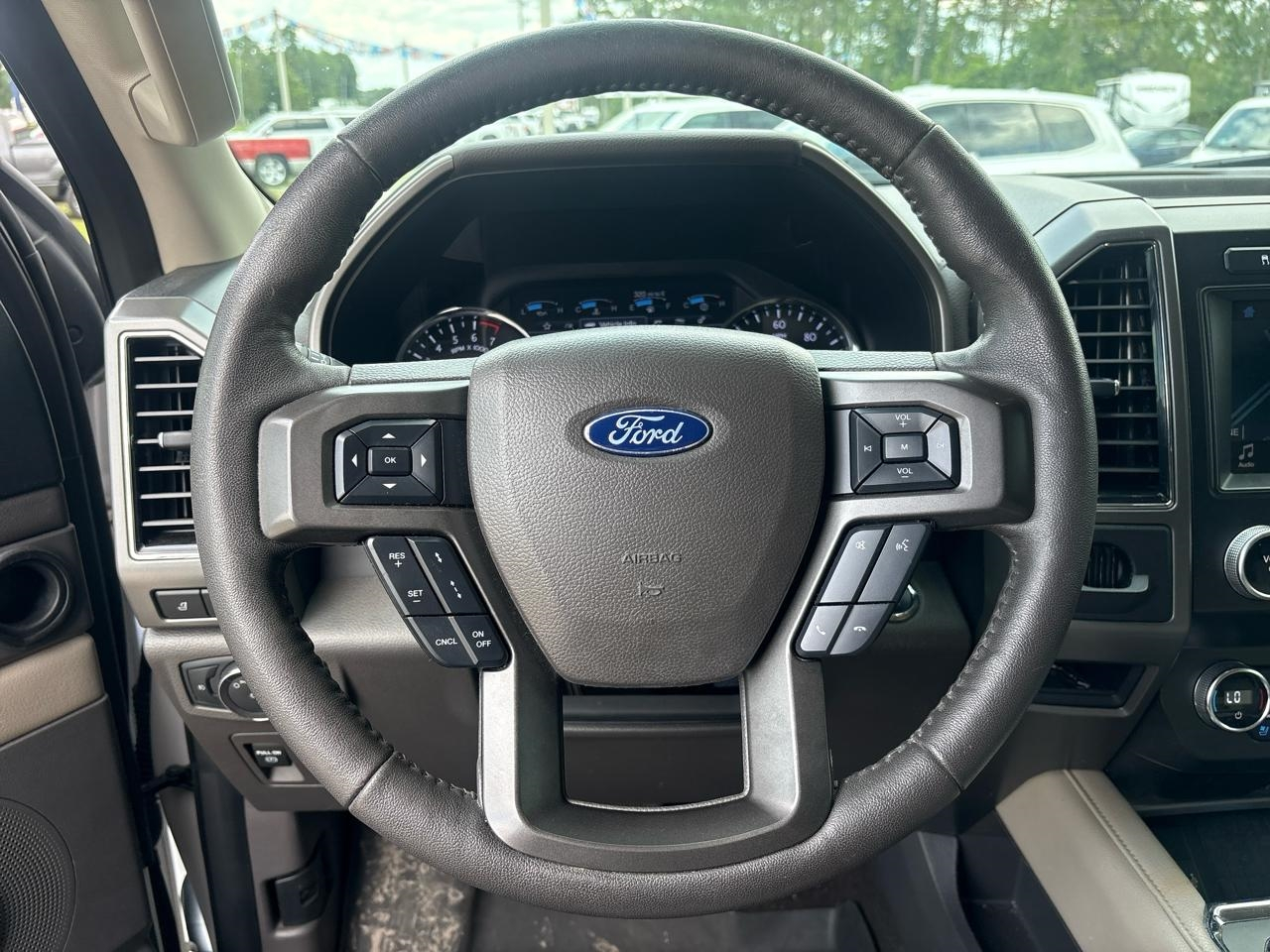 Ford Expedition MAX XLT 2019