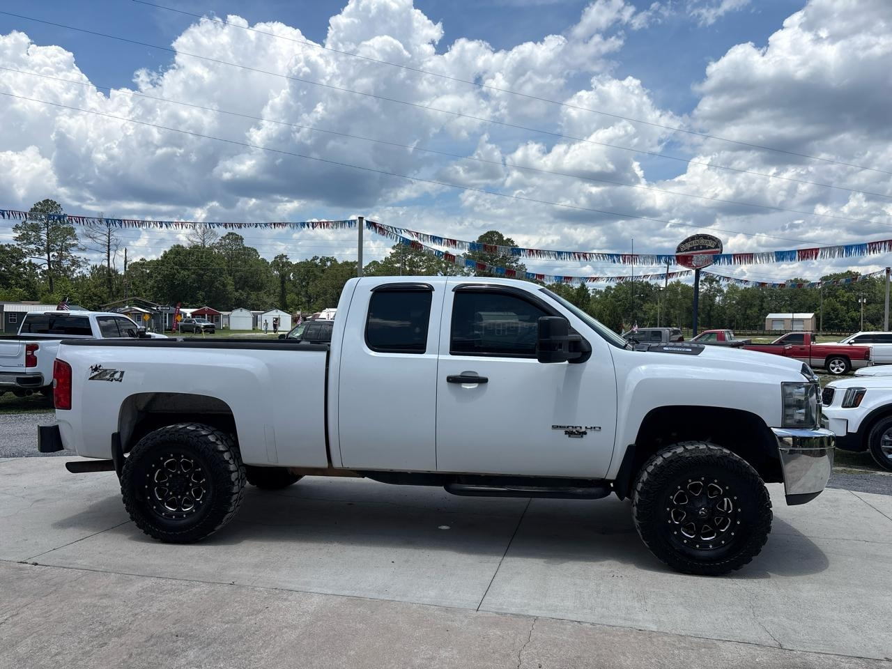 Chevrolet Silverado 2500HD Work Truck Ext. Cab 4WD 2011