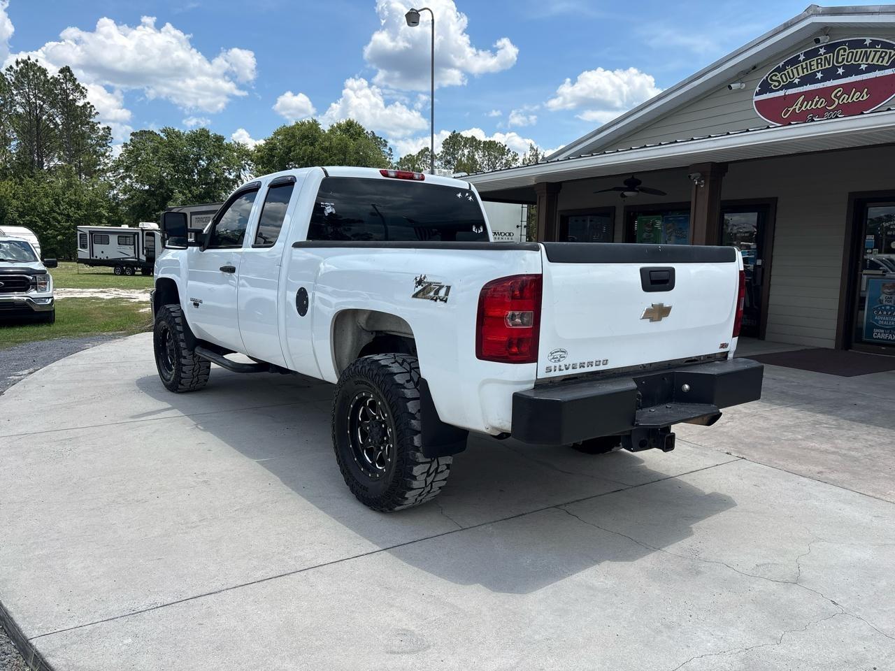 Chevrolet Silverado 2500HD Work Truck Ext. Cab 4WD 2011