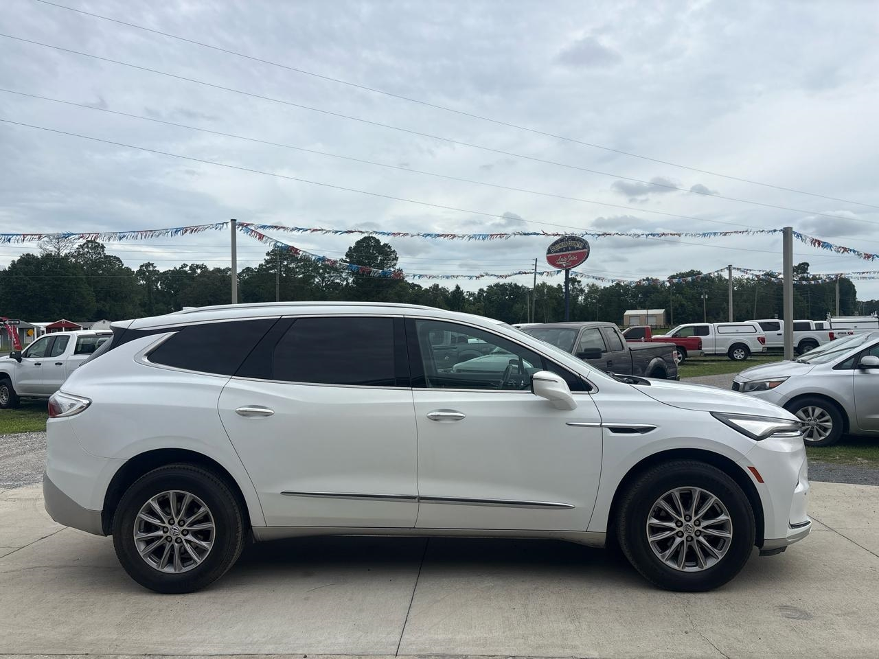 Buick Enclave Essence FWD 2023