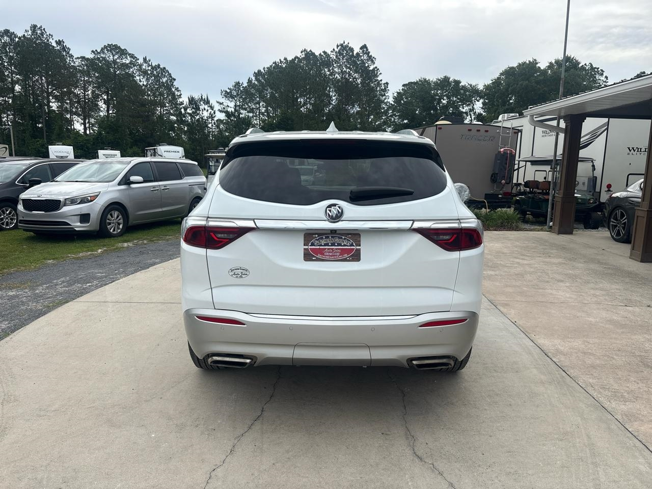 Buick Enclave Essence FWD 2023