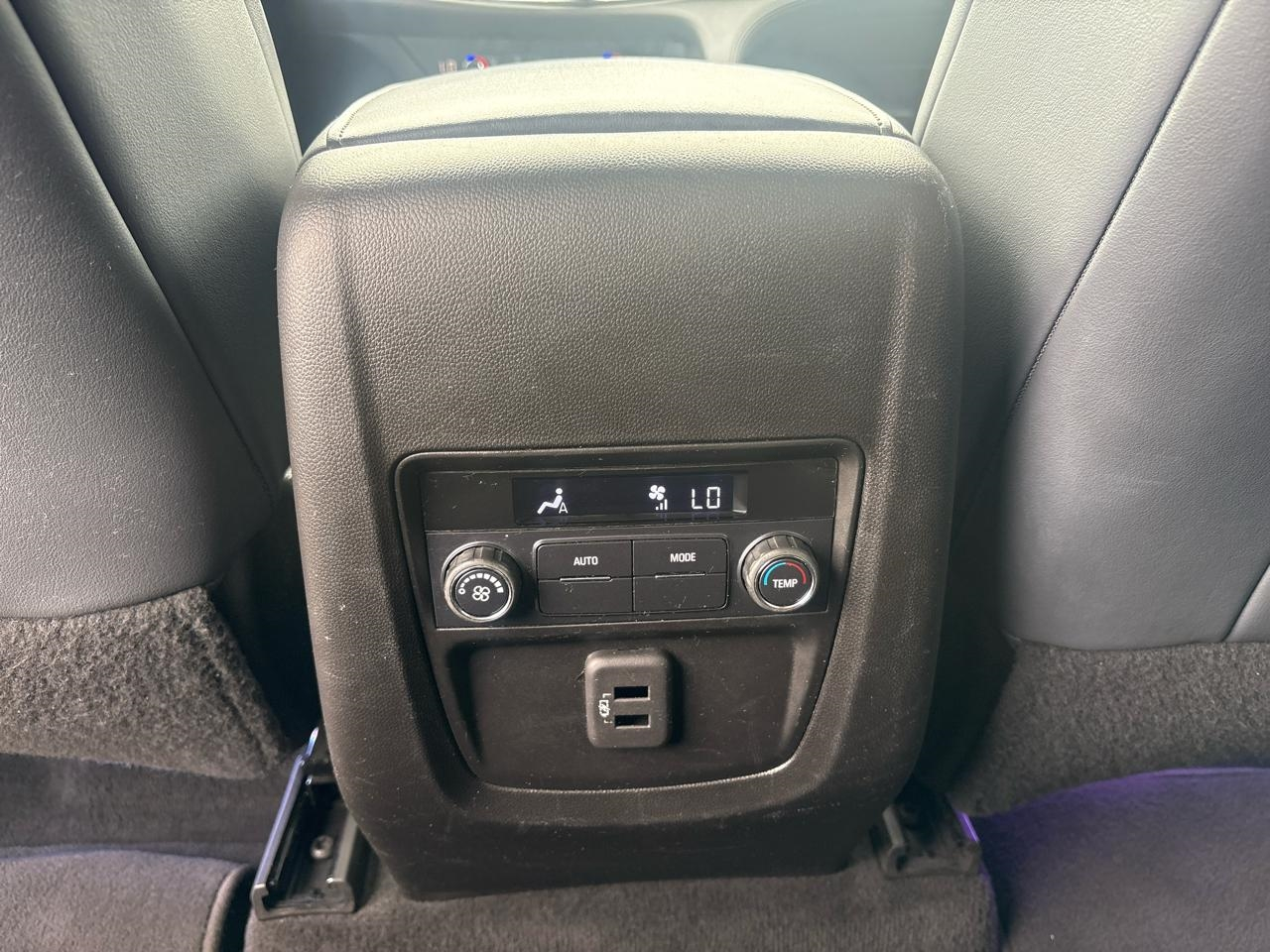 Buick Enclave Essence FWD 2023