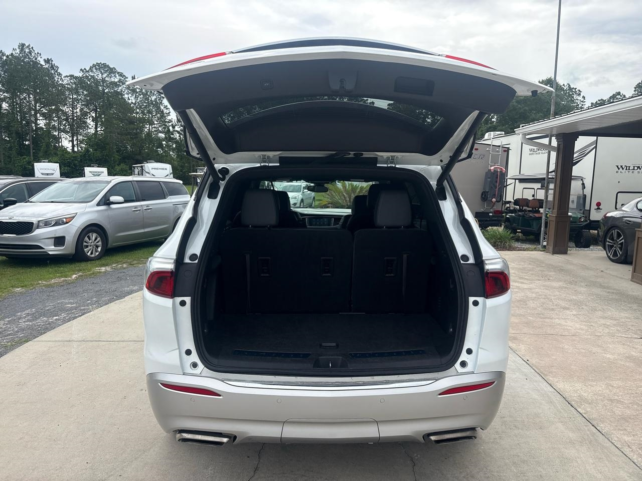 Buick Enclave Essence FWD 2023