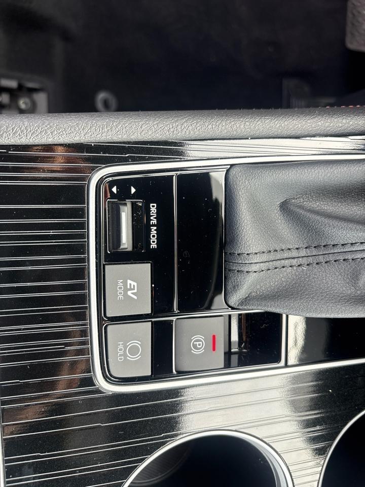 Toyota Sienna XSE 7-Passenger AWD 2026