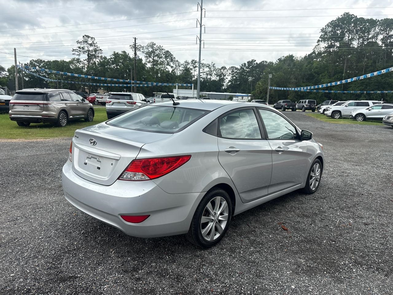Hyundai Accent GLS 4-Door 2014