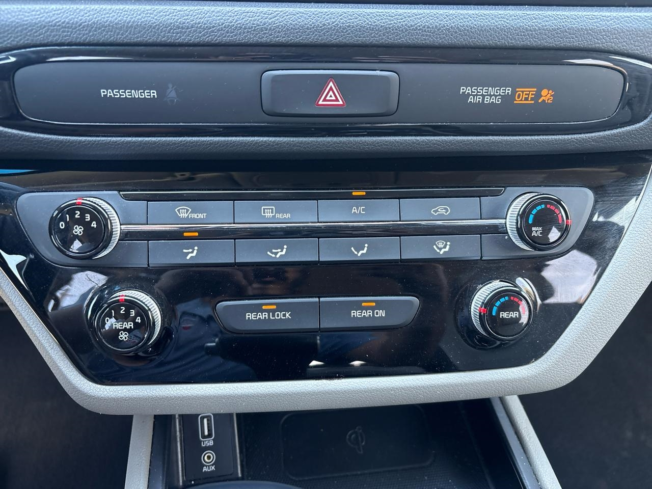 Kia Sedona LX 2020