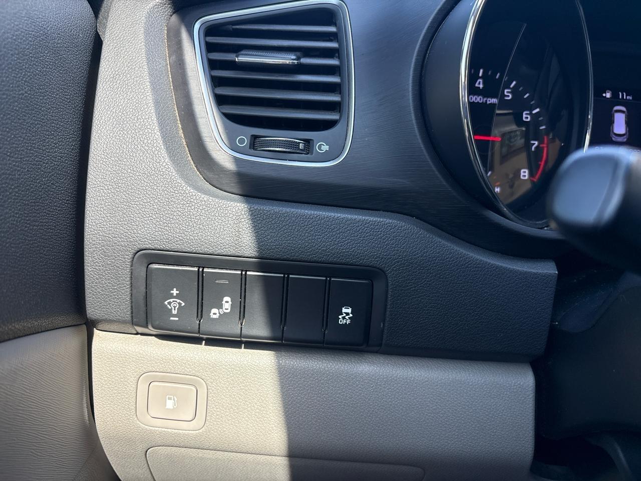 Kia Sedona LX 2020