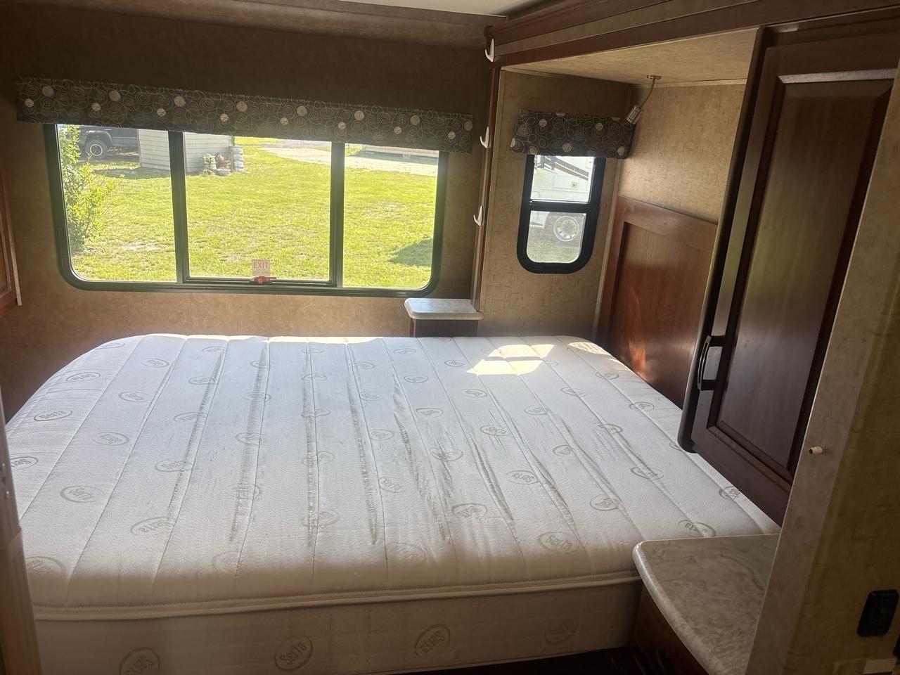 Ford Econoline E450 2016
