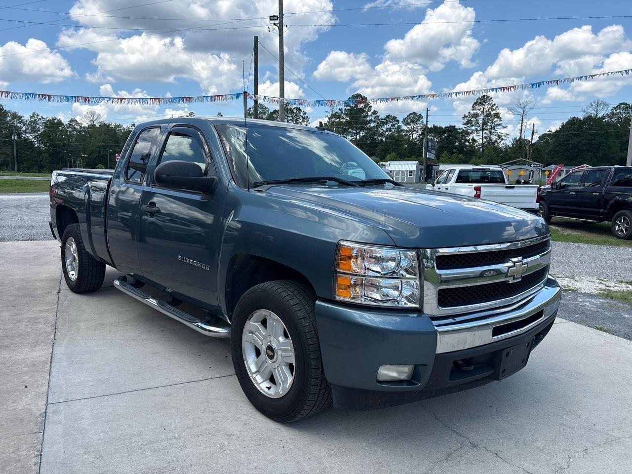 Chevrolet Silverado 1500 LT Ext. Cab 2WD 2011