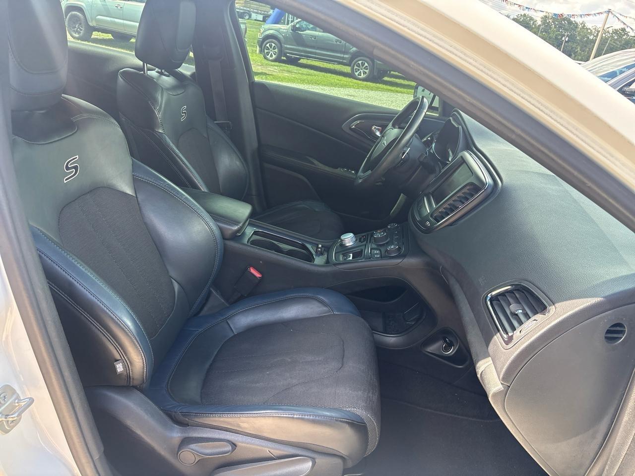 Chrysler 200 S 2015