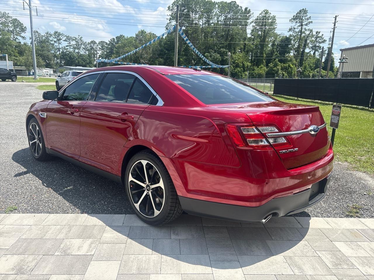 Ford Taurus SEL FWD 2015