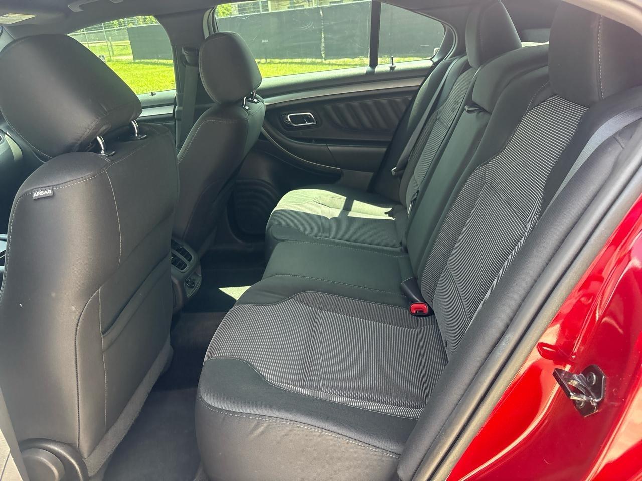 Ford Taurus SEL FWD 2015