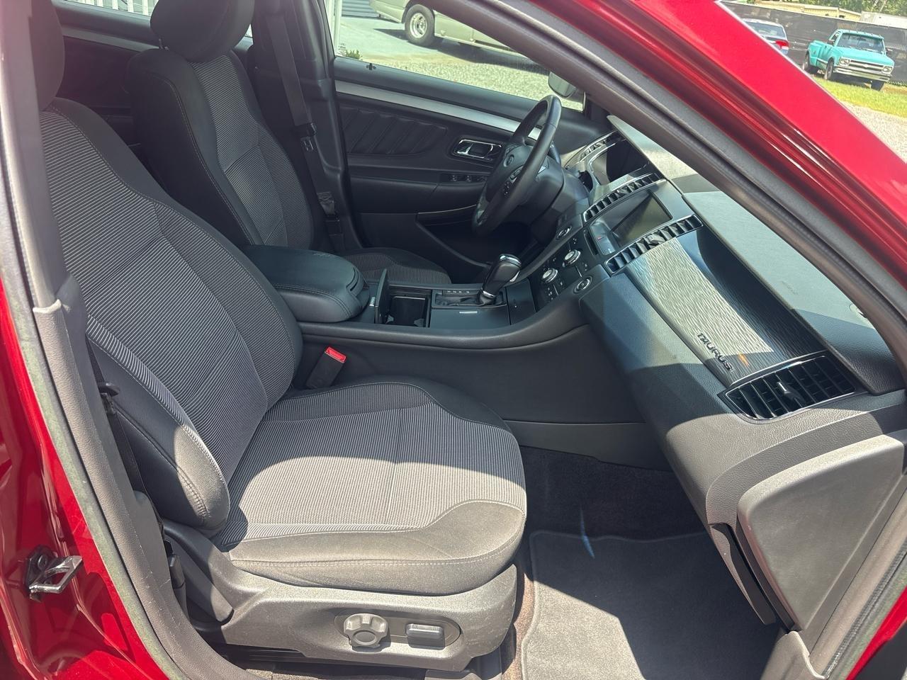 Ford Taurus SEL FWD 2015