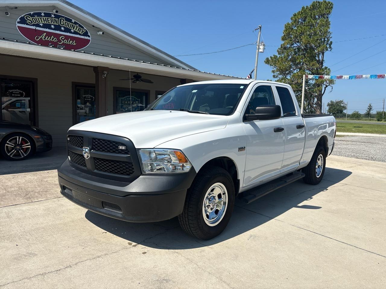 RAM 1500 Classic Tradesman Quad Cab 4WD 2024