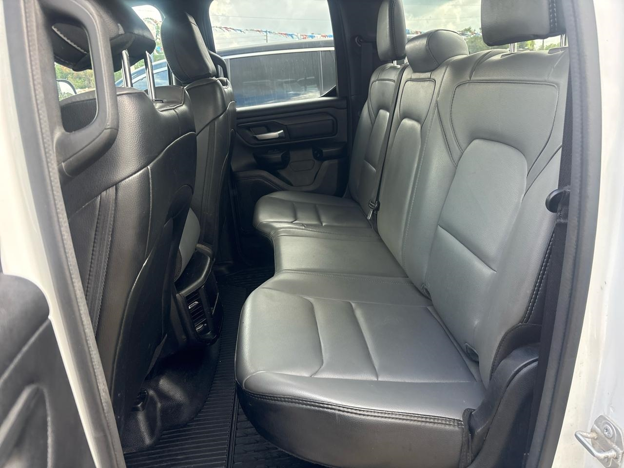 RAM 1500 Tradesman Quad Cab 2WD 2023