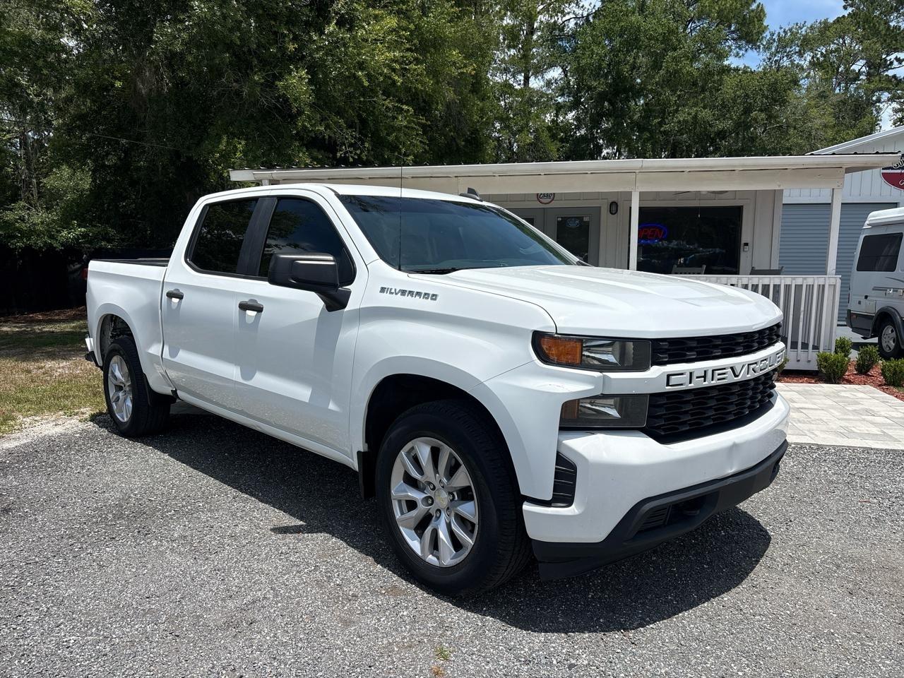 2020 Chevrolet Silverado 1500 Custom Crew Cab Long Box 2WD