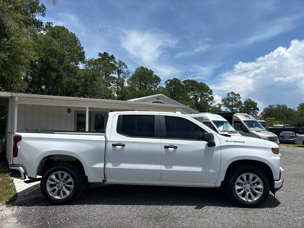 Chevrolet Silverado 1500 Custom Crew Cab Long Box 2WD 2020