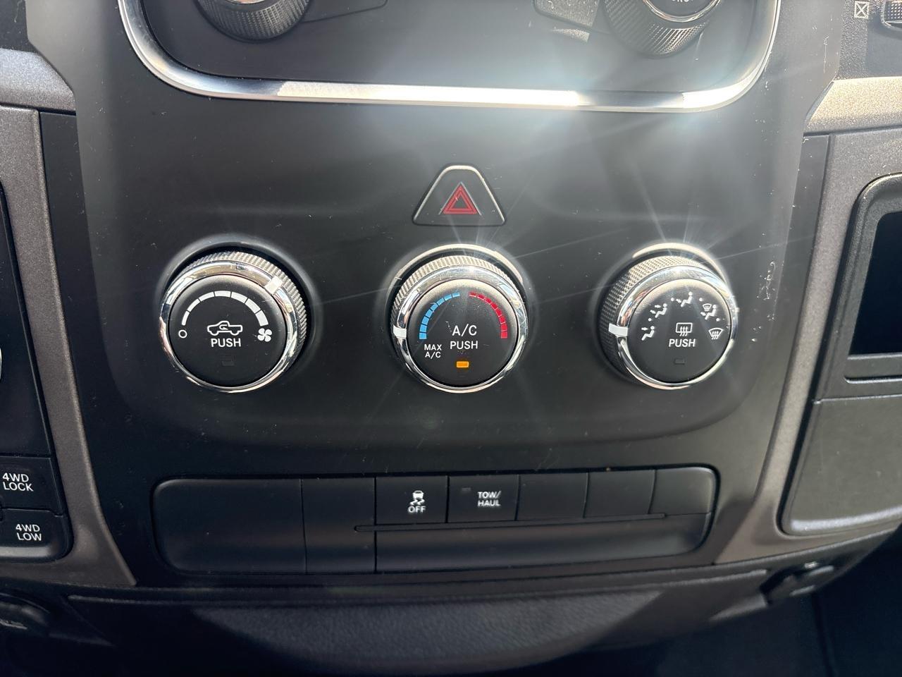 RAM 1500 Classic Tradesman Quad Cab 4WD 2019