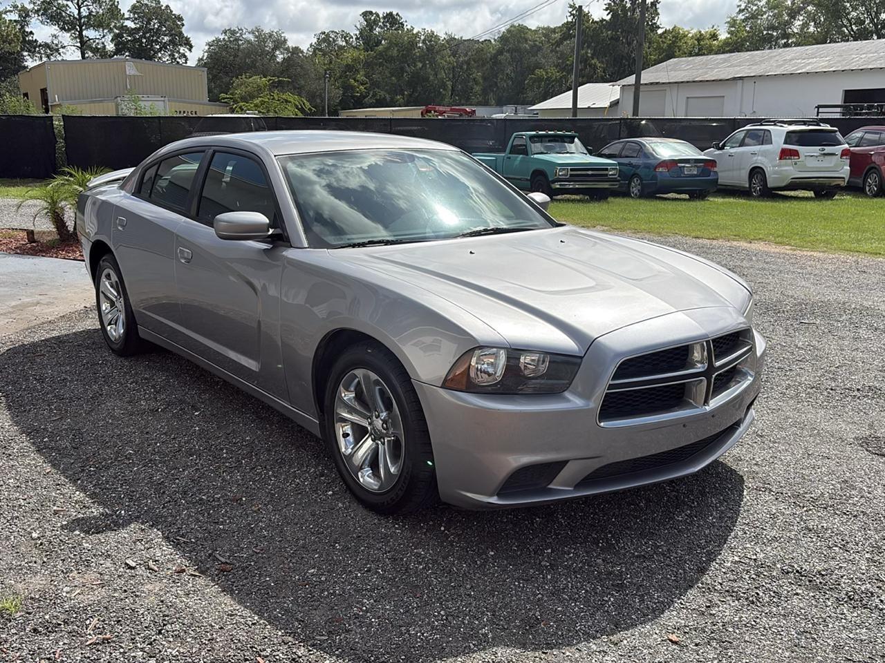 Dodge Charger SE 2014