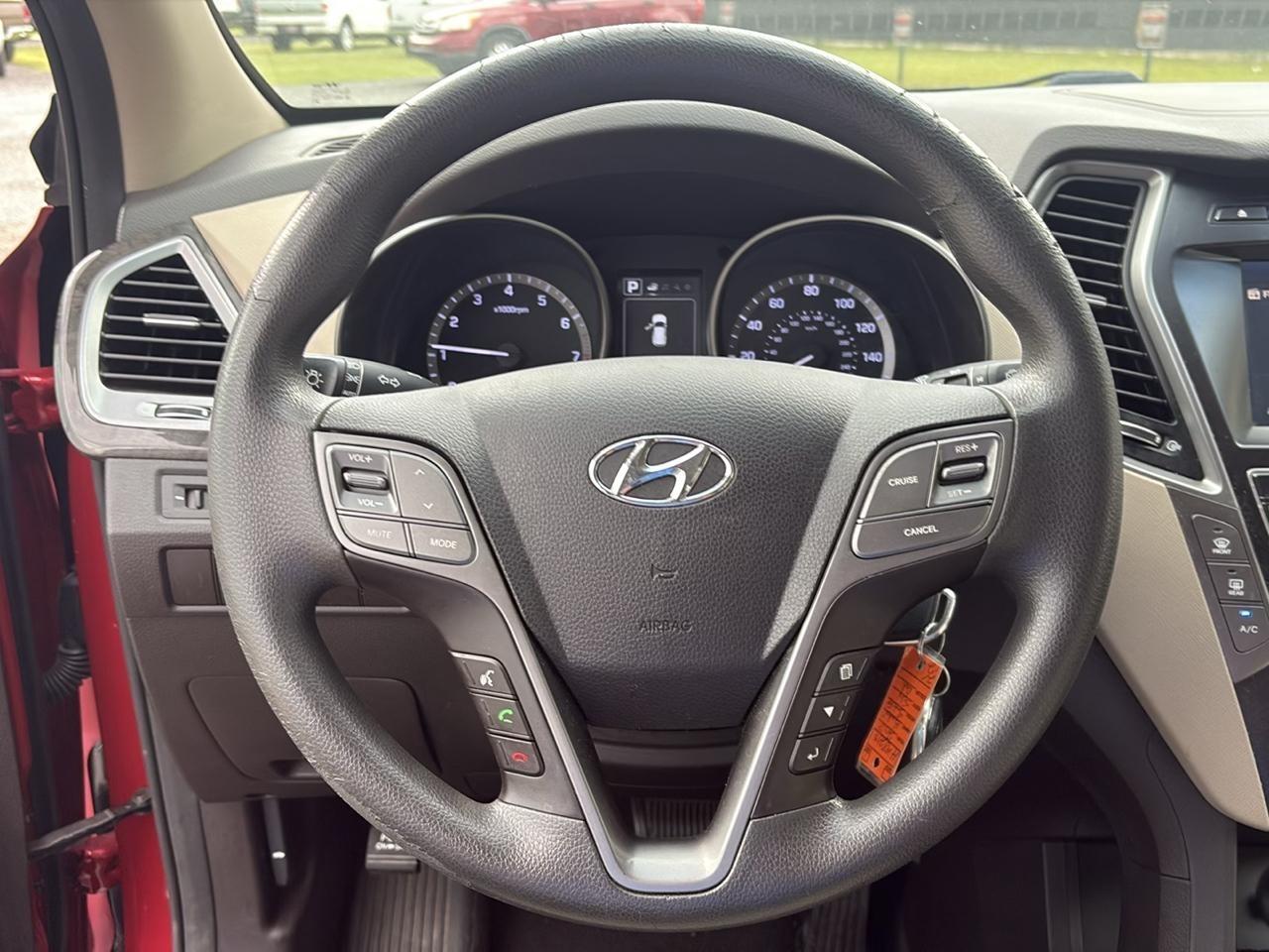 Hyundai Santa Fe SE FWD 2017