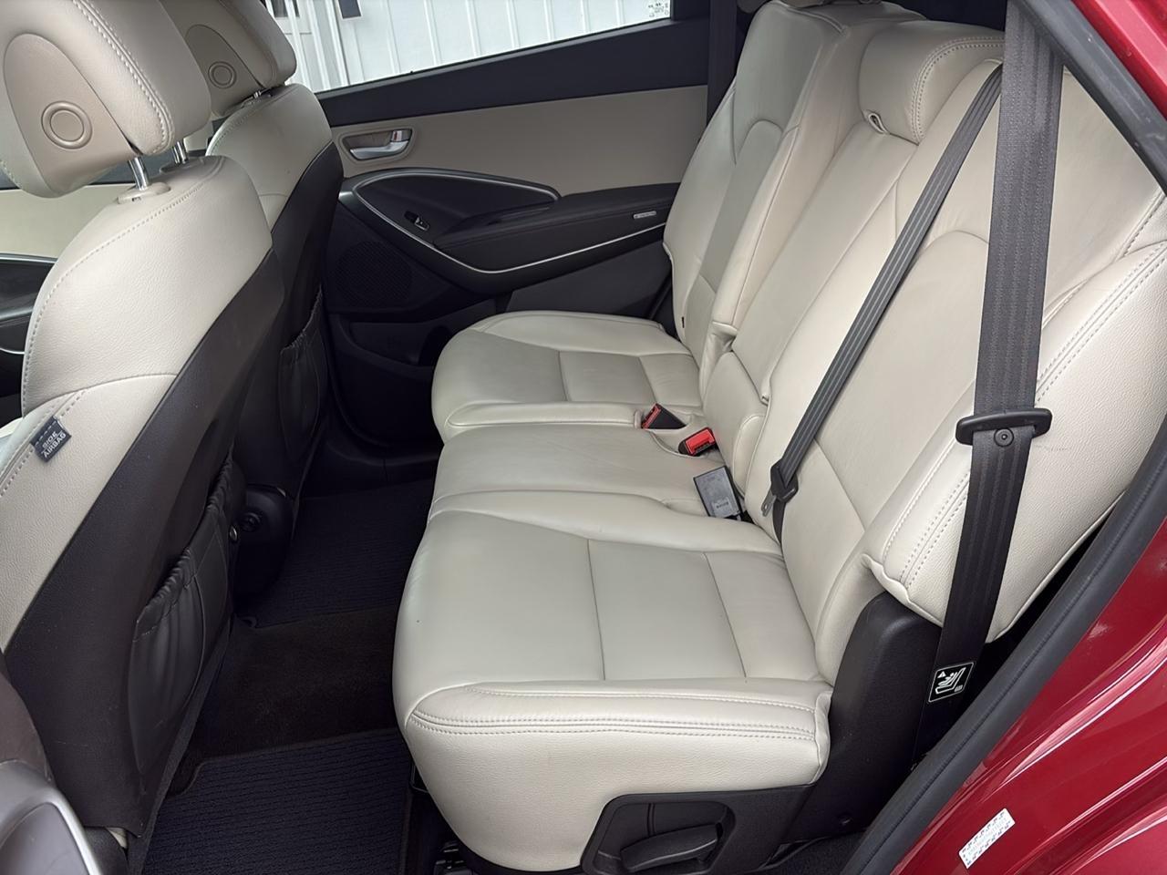 Hyundai Santa Fe SE FWD 2017