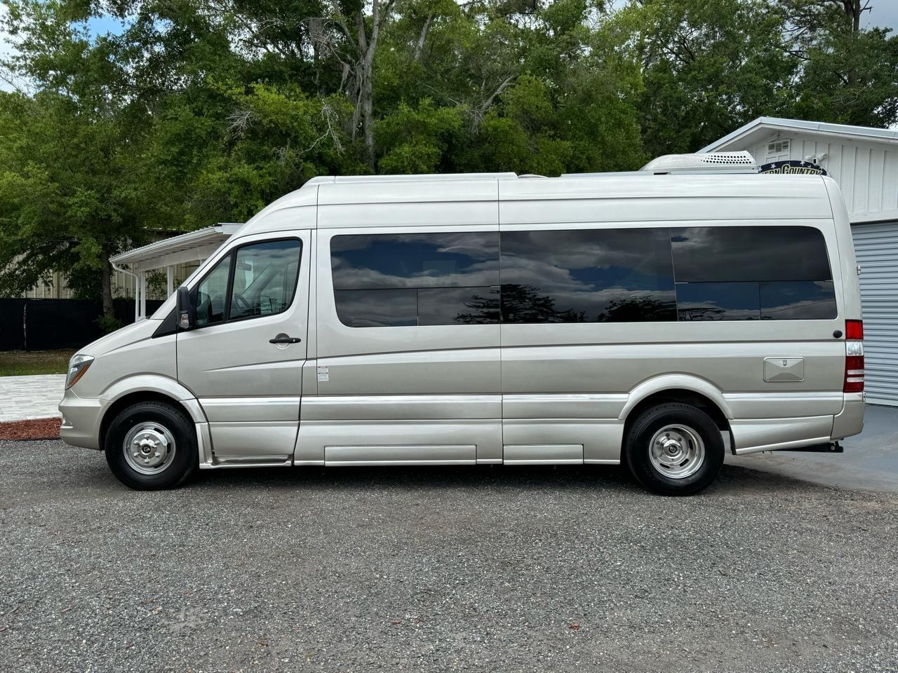 Mercedes-Benz Sprinter 3500 170-in. WB 2017