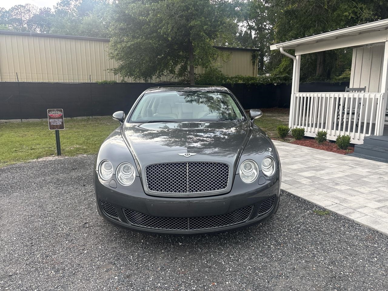 Bentley Continental Flying Spur Sedan 2009
