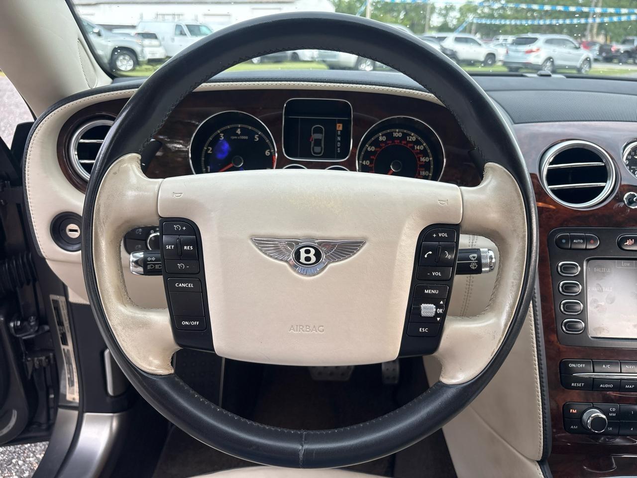 Bentley Continental Flying Spur Sedan 2009