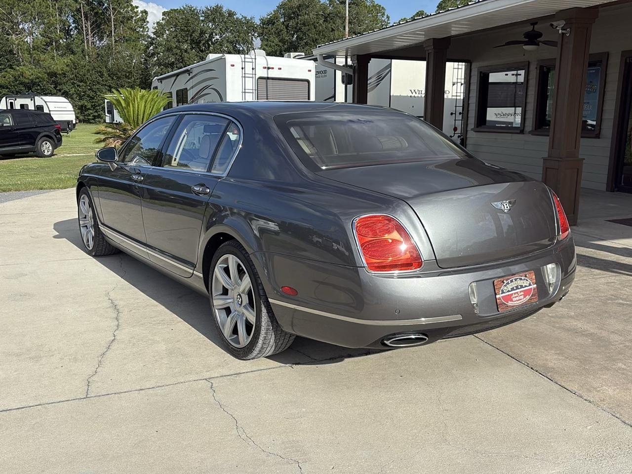 Bentley Continental Flying Spur Sedan 2009