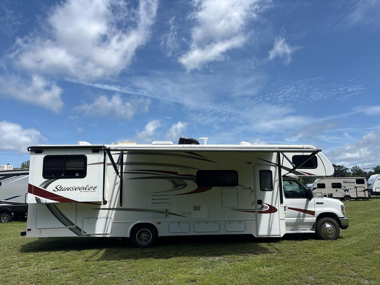 Ford Econoline E450 2014