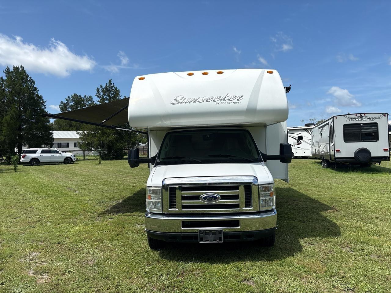 Ford Econoline E450 2014