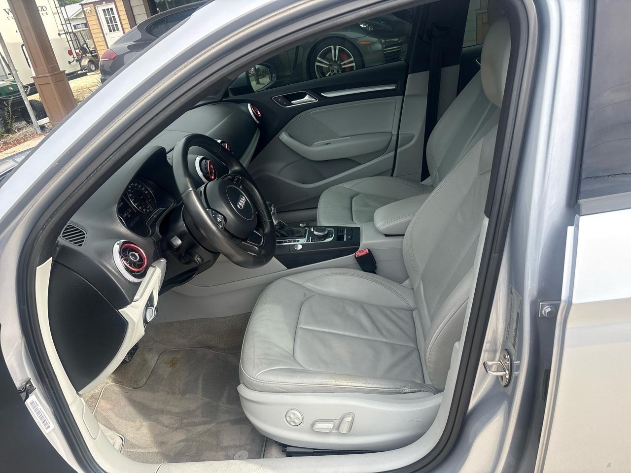Audi A3 1.8T Premium FWD S tronic 2016